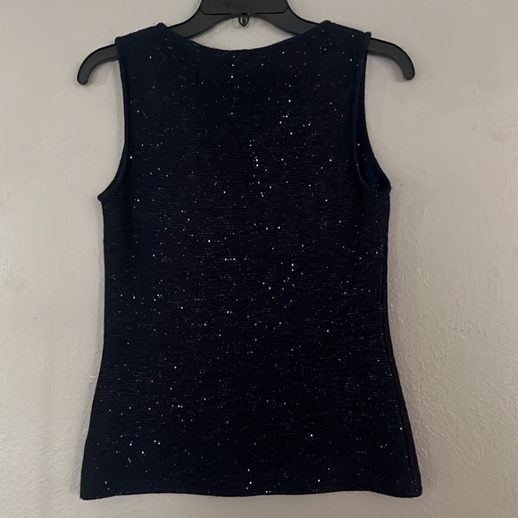 ST. John Wool blend knit top /blouse with sequins NWOT size XS - Picture 6 of 7
